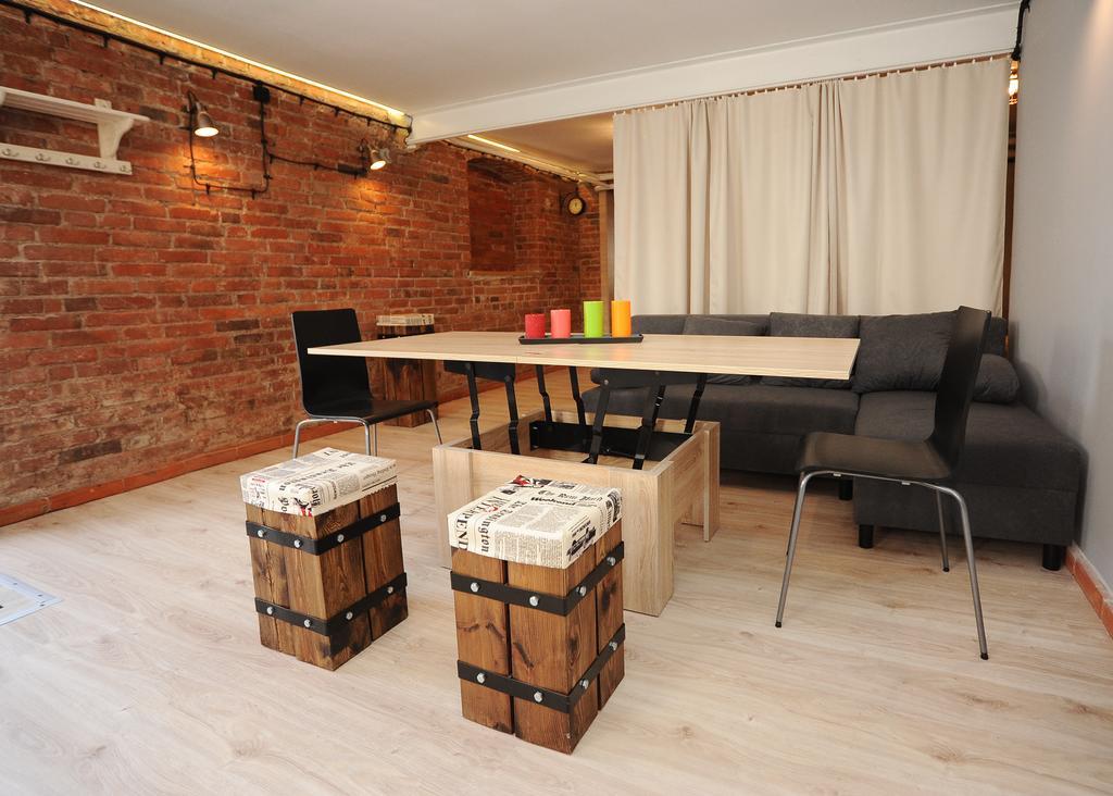 Hostel Centrum Вжесня Экстерьер фото