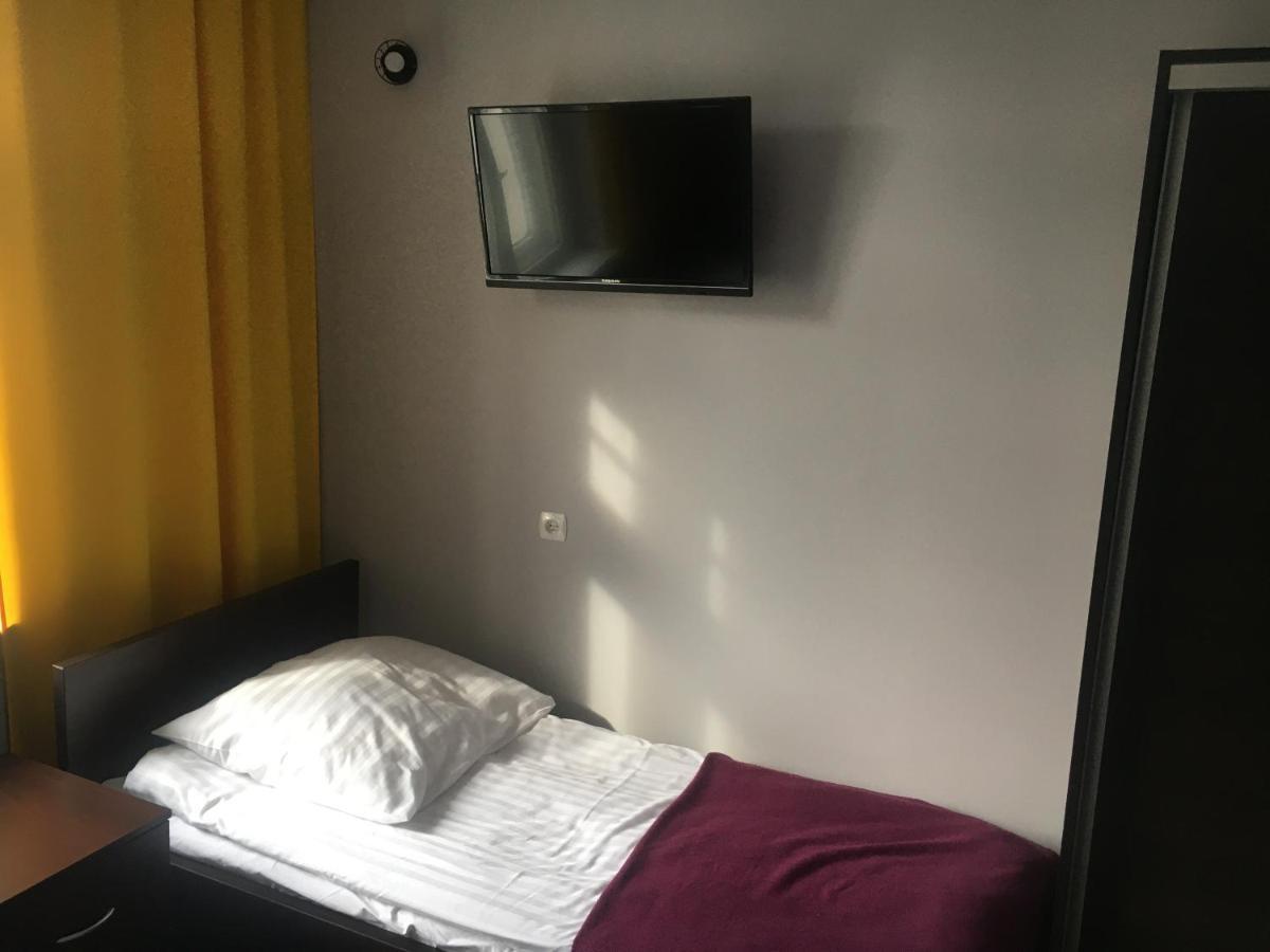 Hostel Centrum Вжесня Экстерьер фото