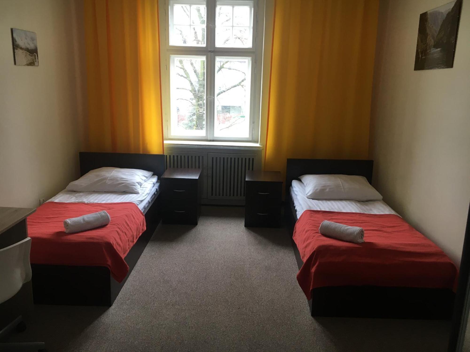 Hostel Centrum Вжесня Экстерьер фото